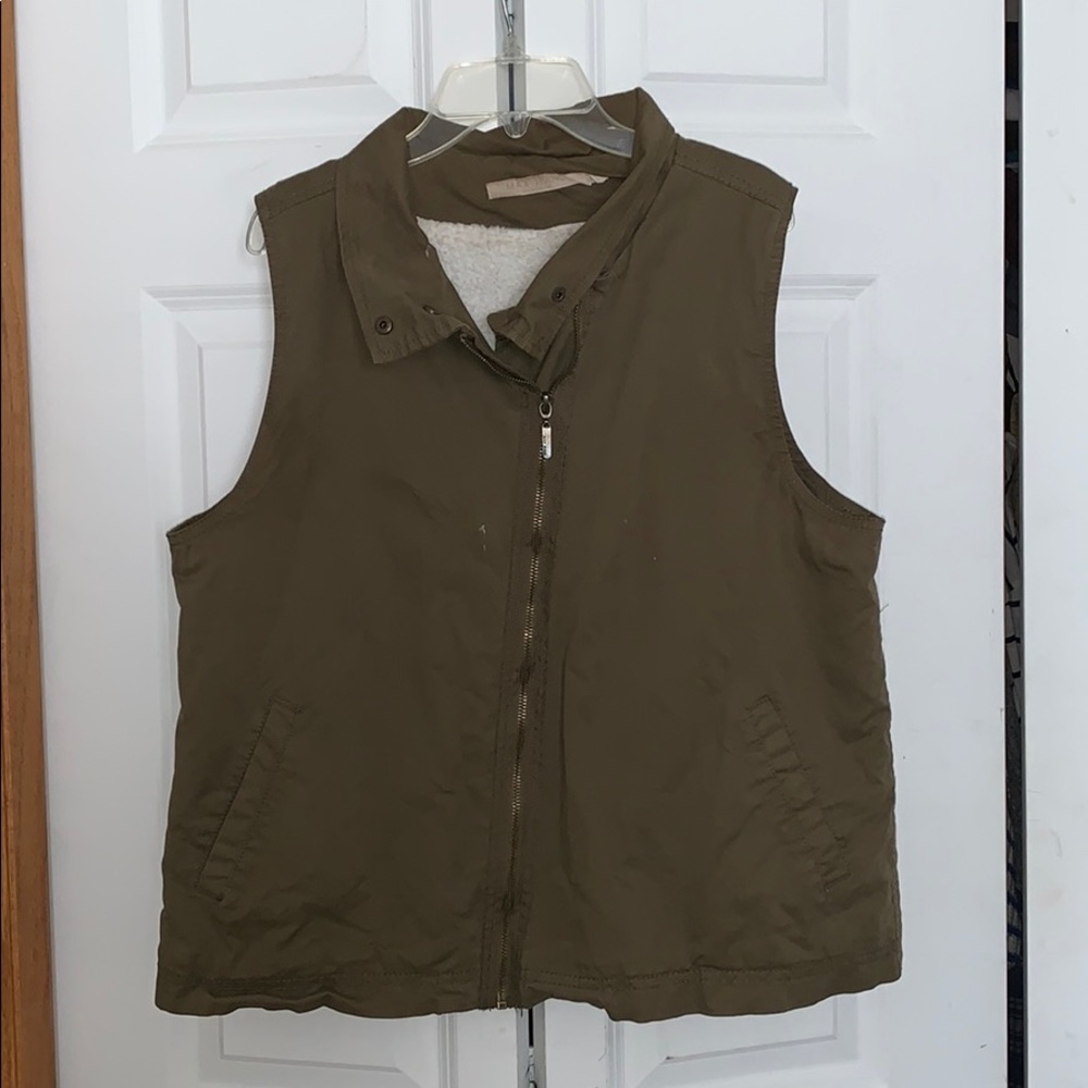 Army Green Woman’s Vest